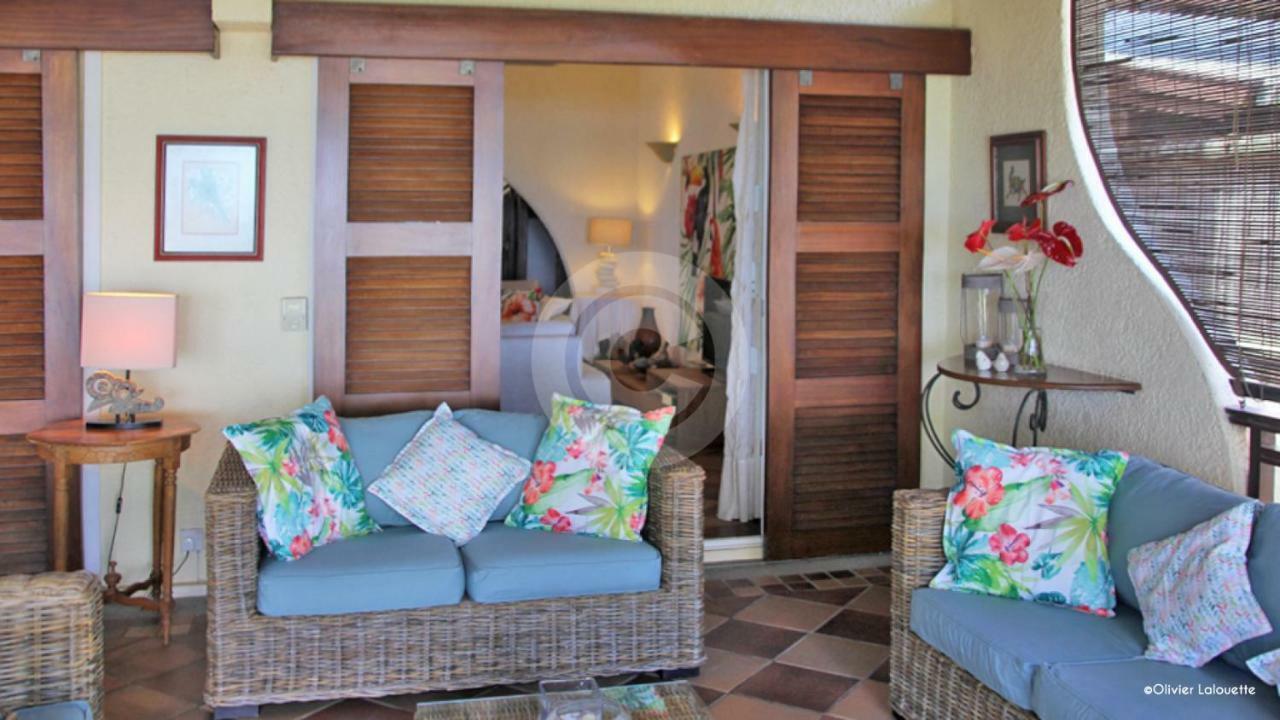 Fantastic Spacious Beachfront Villavacances Гранд-Бэй Экстерьер фото